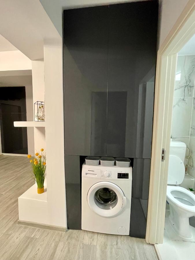 Timisoara Central Apartment New Parking !! Buitenkant foto